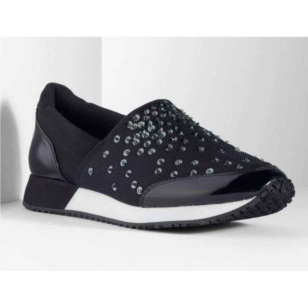 Simply Vera Wang “Breathe” Black Studded Slip-On Sneakers VGUC!
